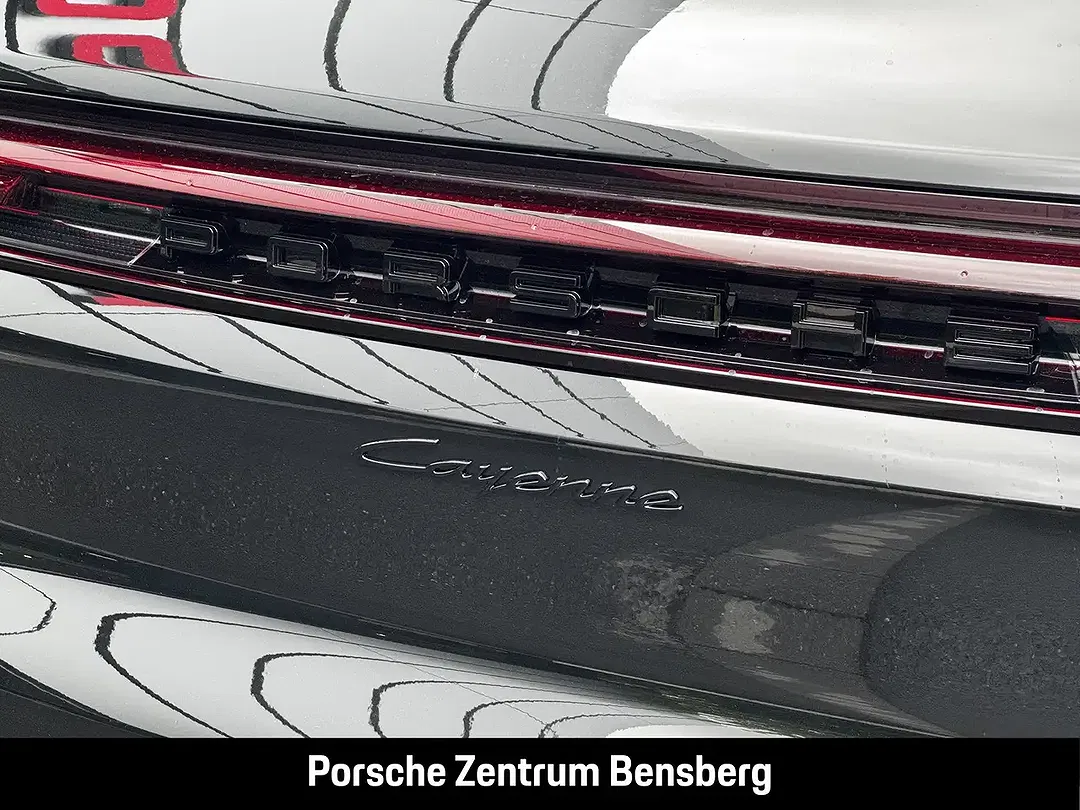 Porsche Cayenne - Thumbnail 11