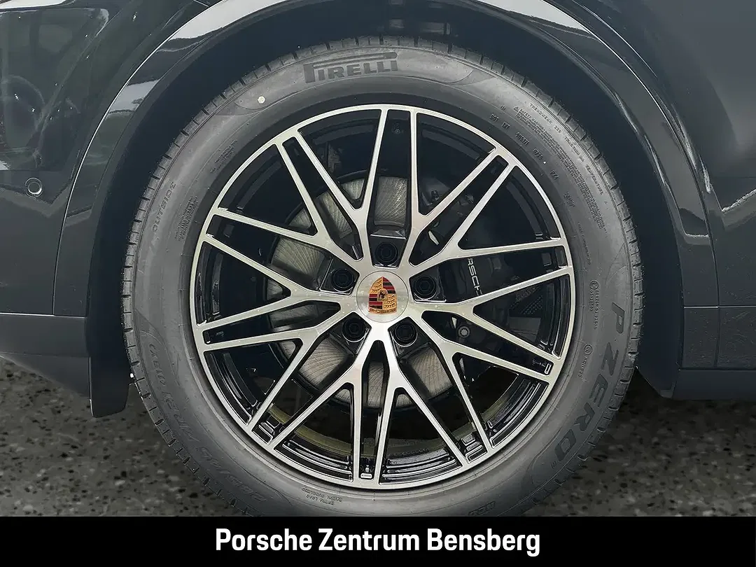 Porsche Cayenne - Thumbnail 13