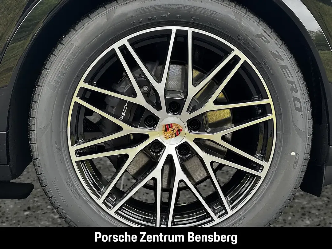 Porsche Cayenne - Thumbnail 14