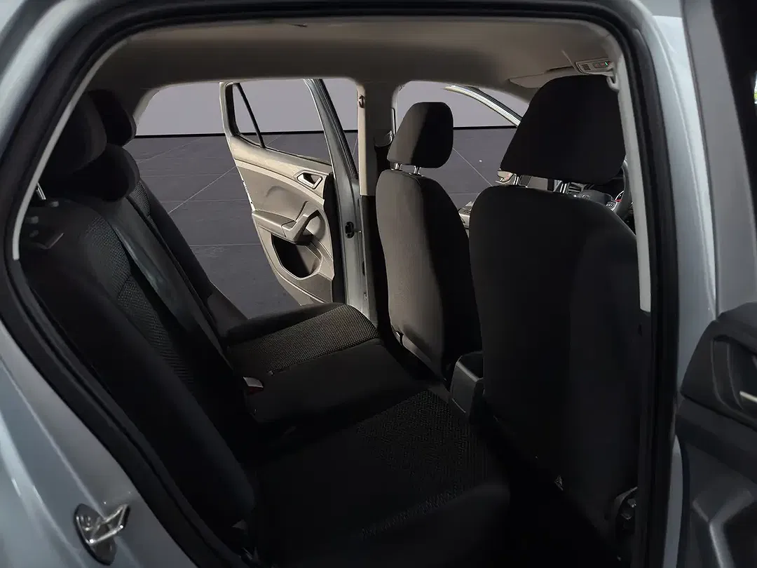 Volkswagen T-Cross - Thumbnail 15
