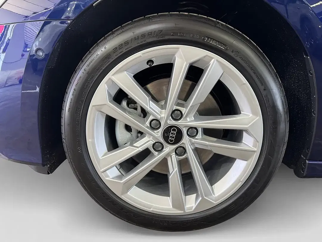 Audi A3 - Thumbnail 4