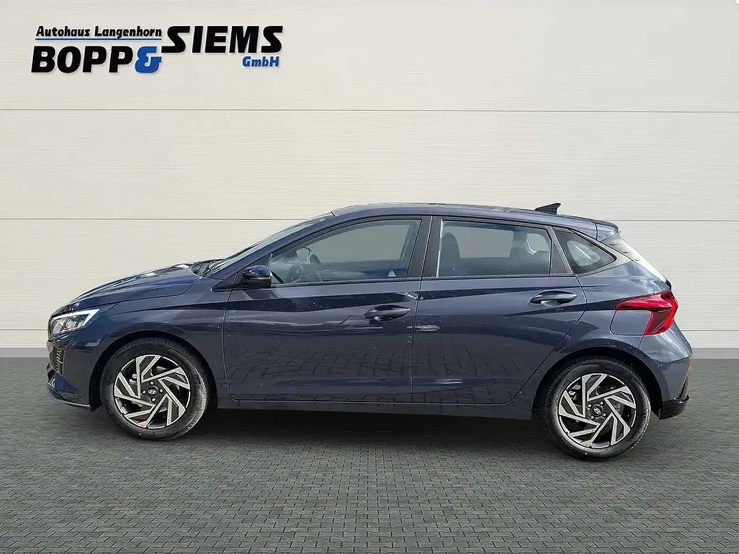 Hyundai i20 - Thumbnail 2