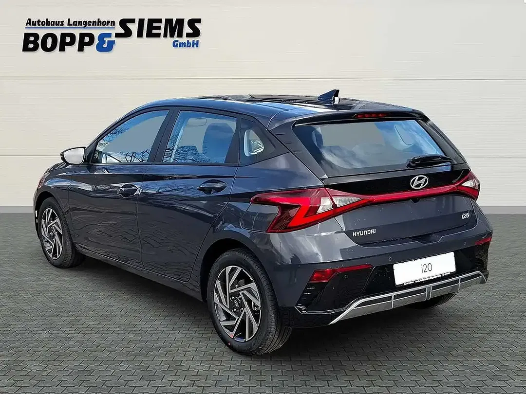 Hyundai i20 - Thumbnail 3