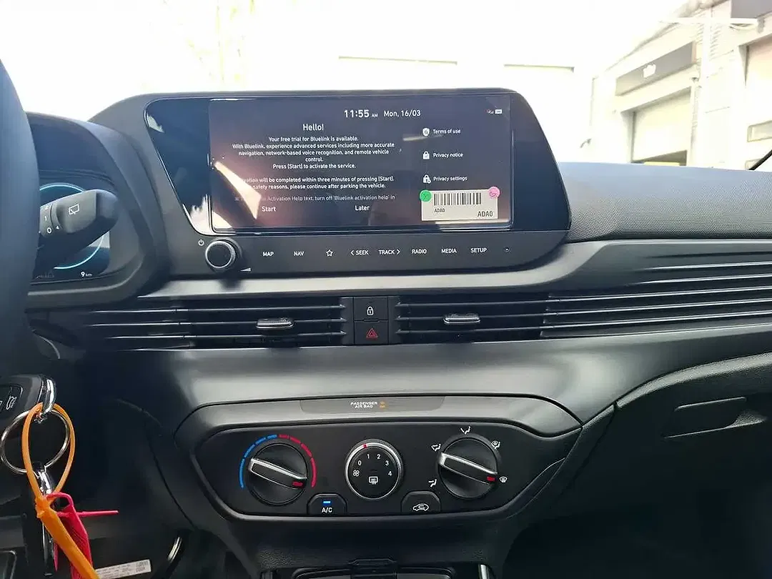 Hyundai i20 - Thumbnail 9
