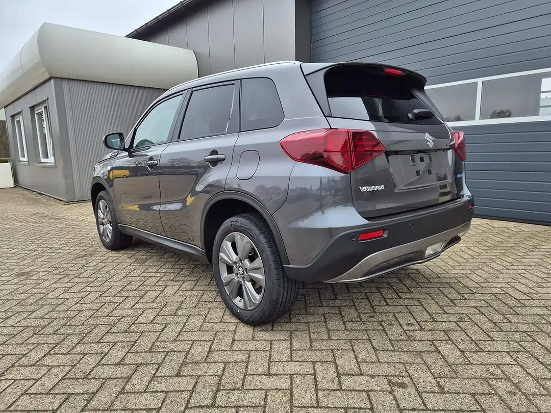 Suzuki Vitara - Thumbnail 3