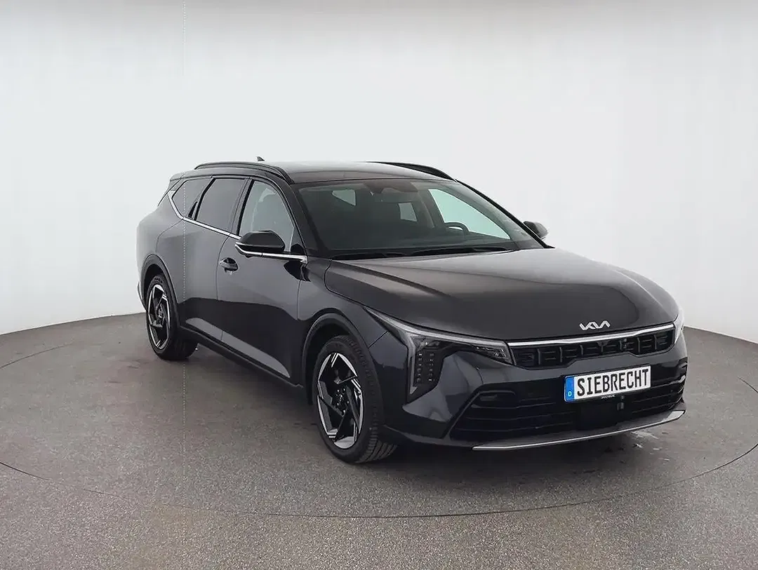 Kia K4 - Thumbnail 3