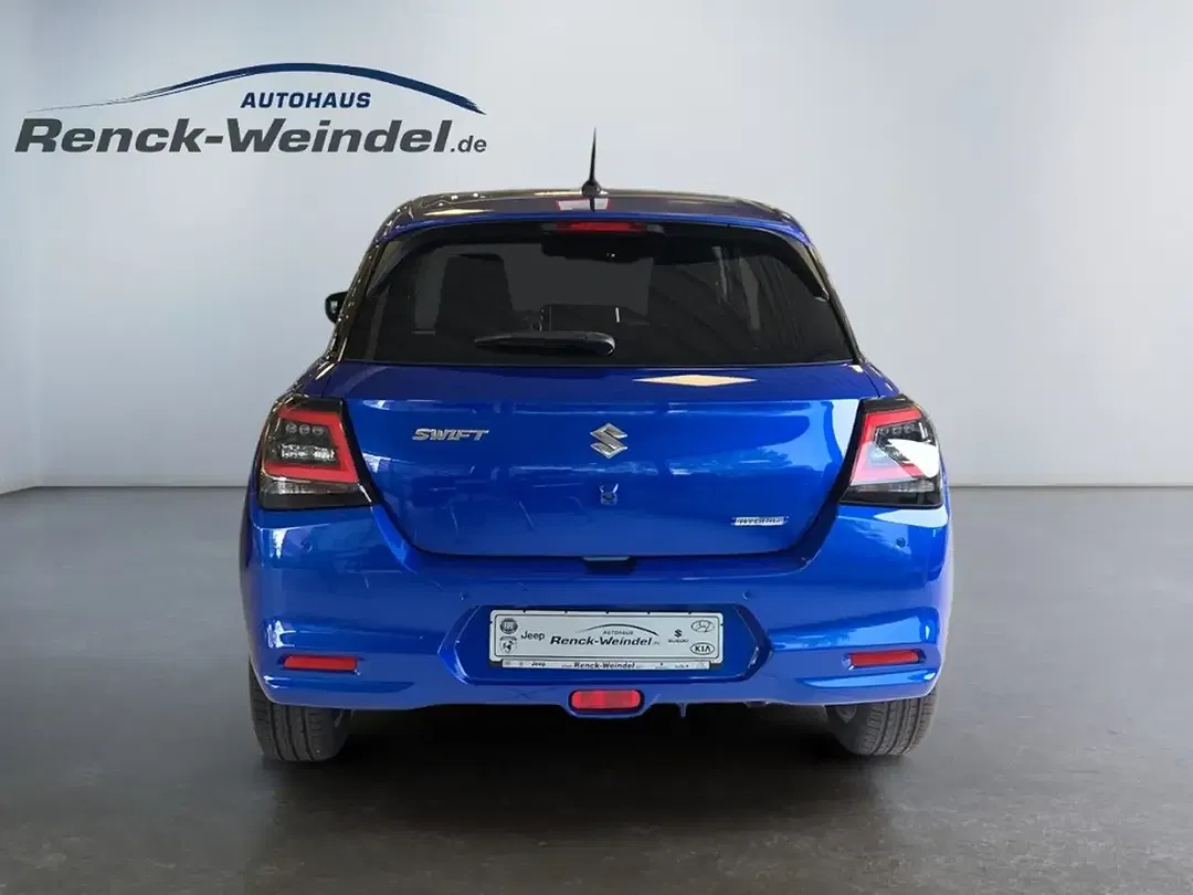 Suzuki Swift - Thumbnail 4