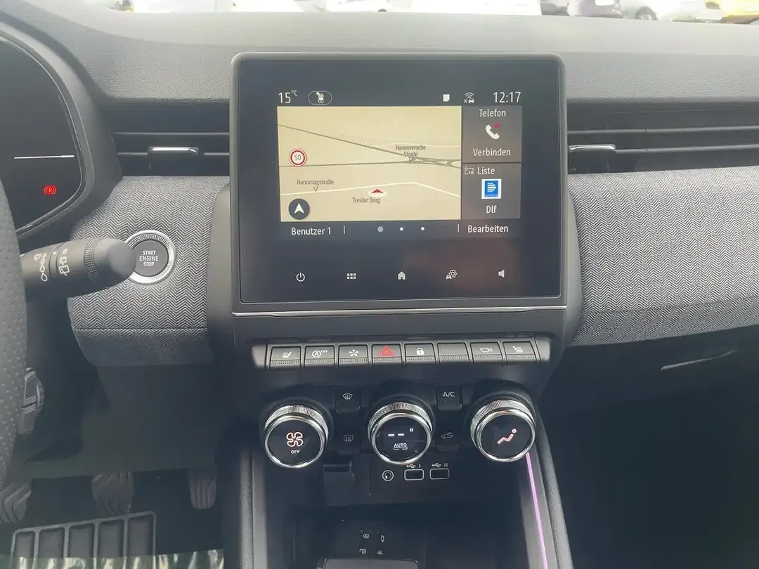 Renault Clio - Thumbnail 10