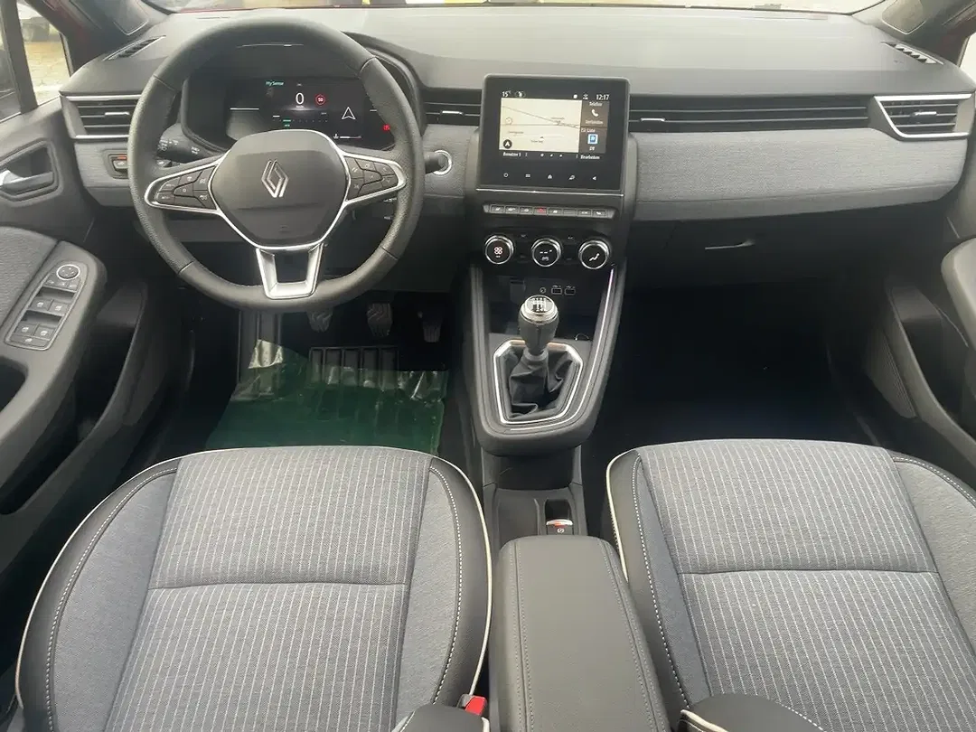 Renault Clio - Thumbnail 8