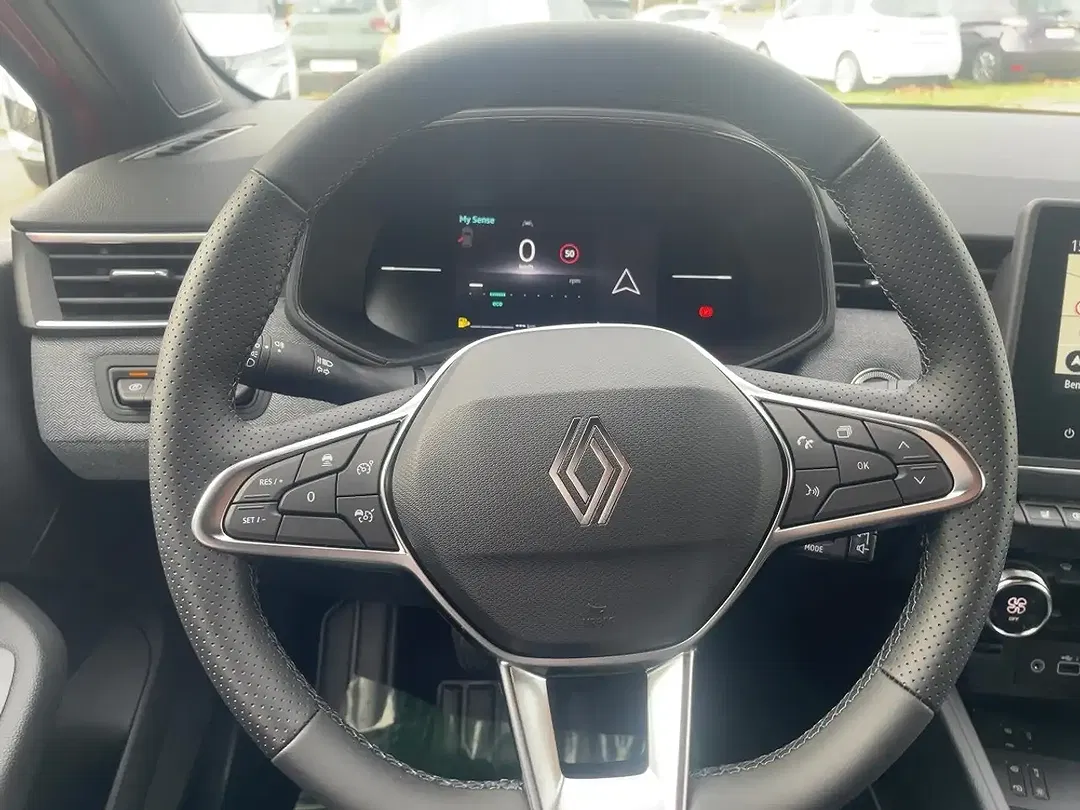 Renault Clio - Thumbnail 9