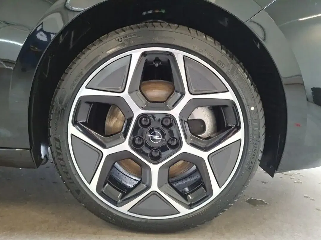 Opel Astra - Thumbnail 5