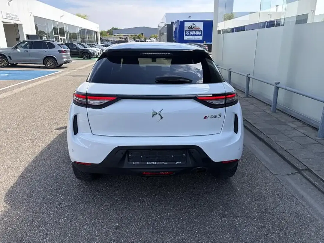 DS Automobiles DS 3 Crossback - Thumbnail 2