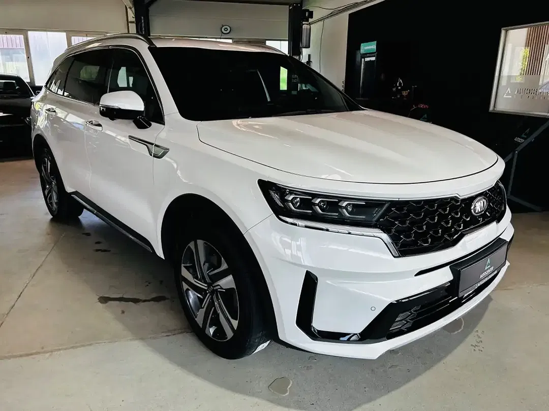 Kia Sorento - Thumbnail 8