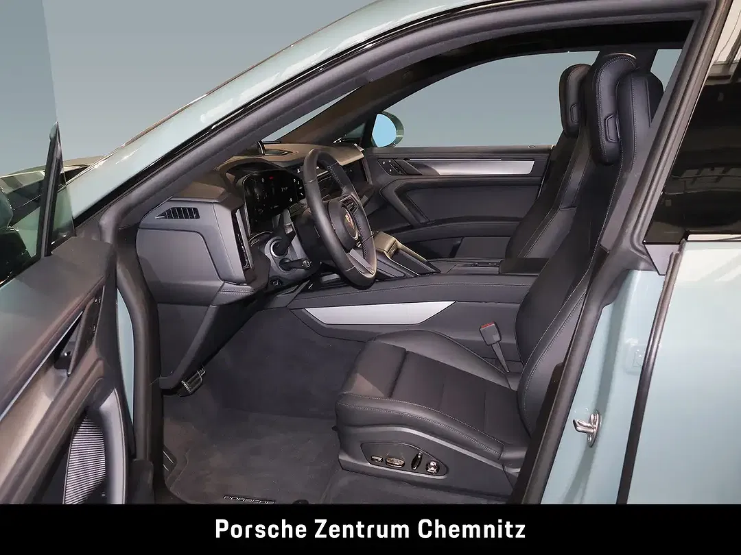 Porsche Cayenne - Thumbnail 12