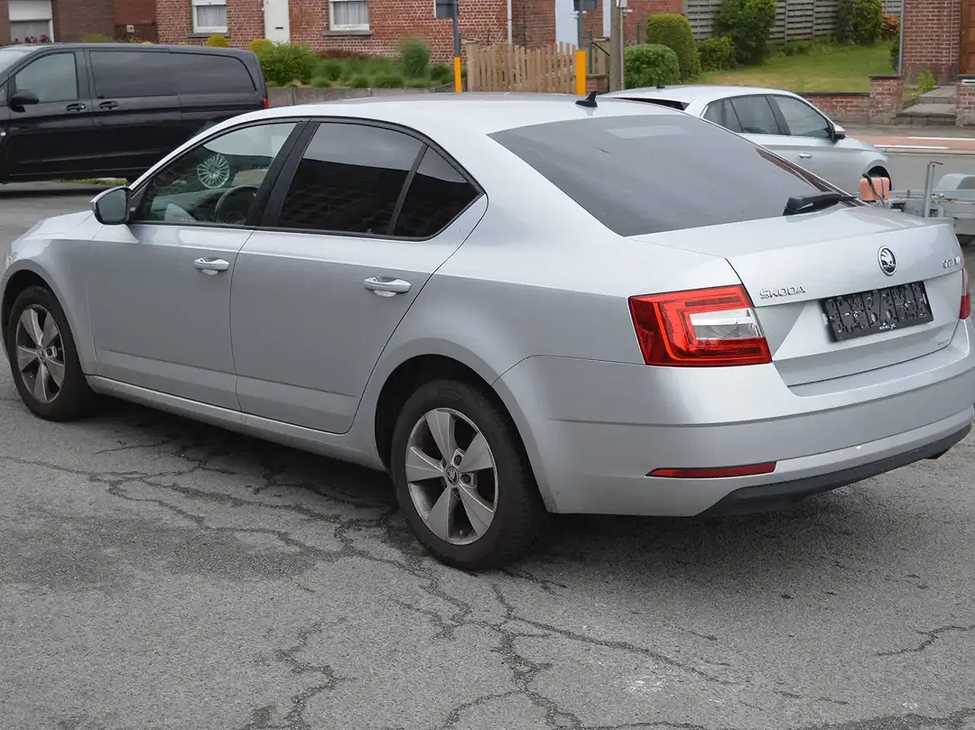 Skoda Octavia - Thumbnail 4