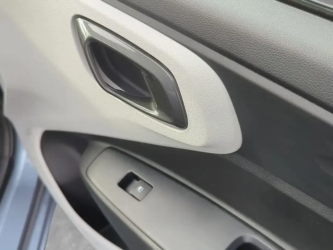 Hyundai i10 - Thumbnail 19