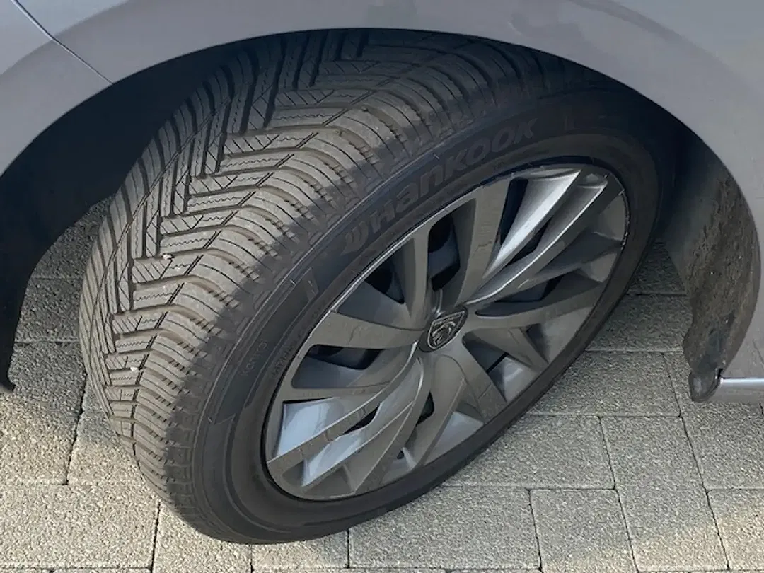 Peugeot 308 - Thumbnail 14