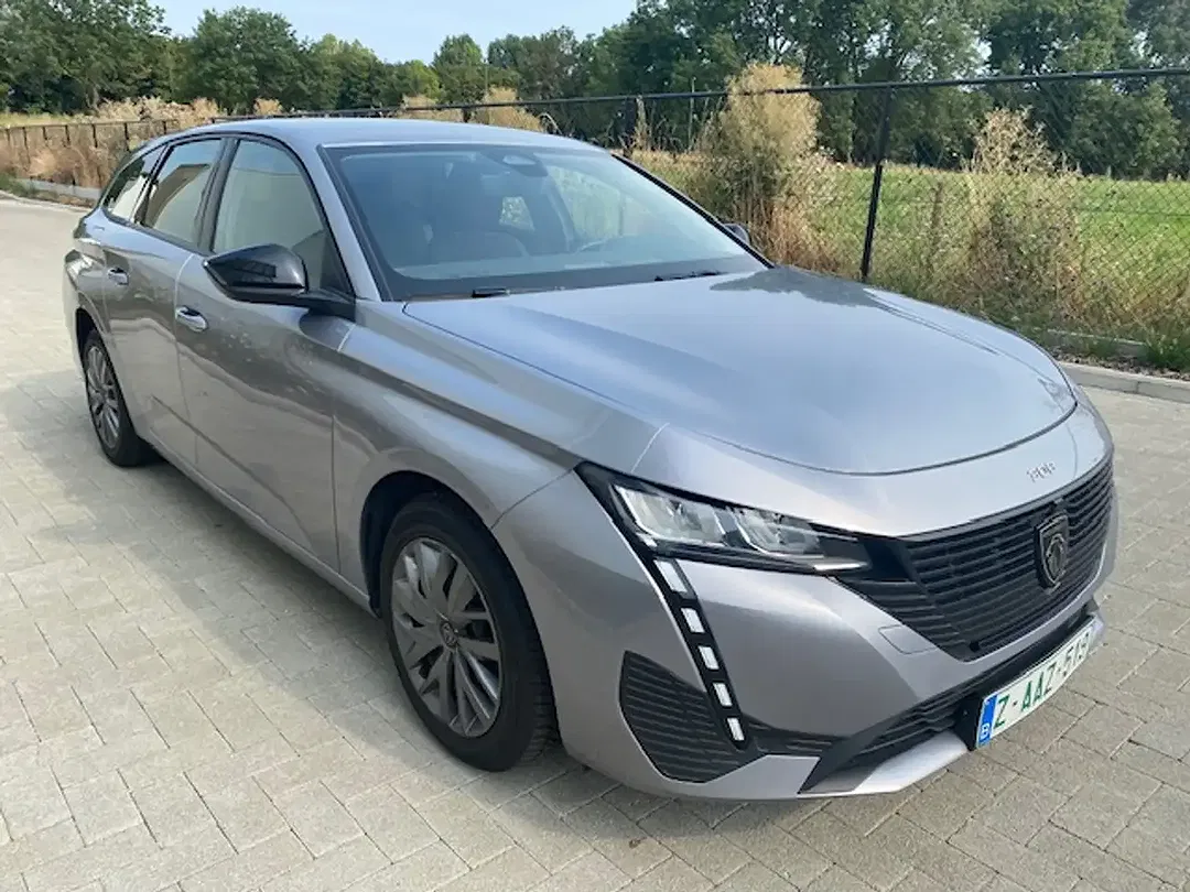 Peugeot 308 - Thumbnail 3