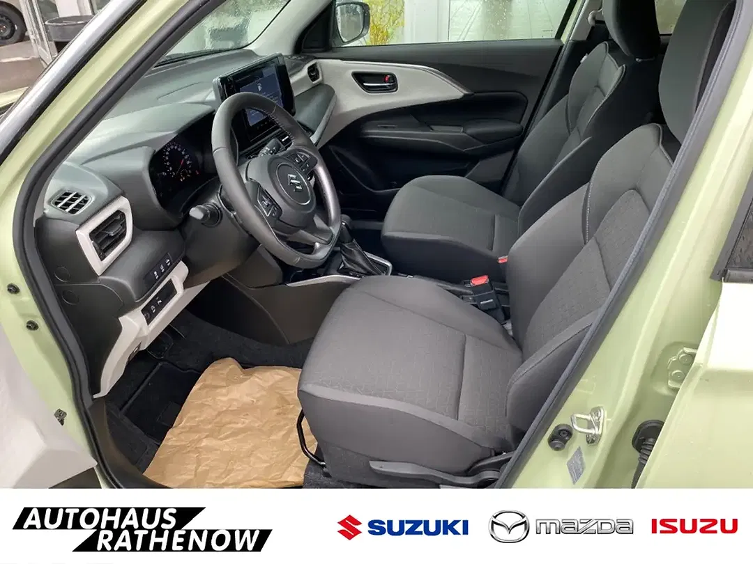 Suzuki Swift - Thumbnail 11