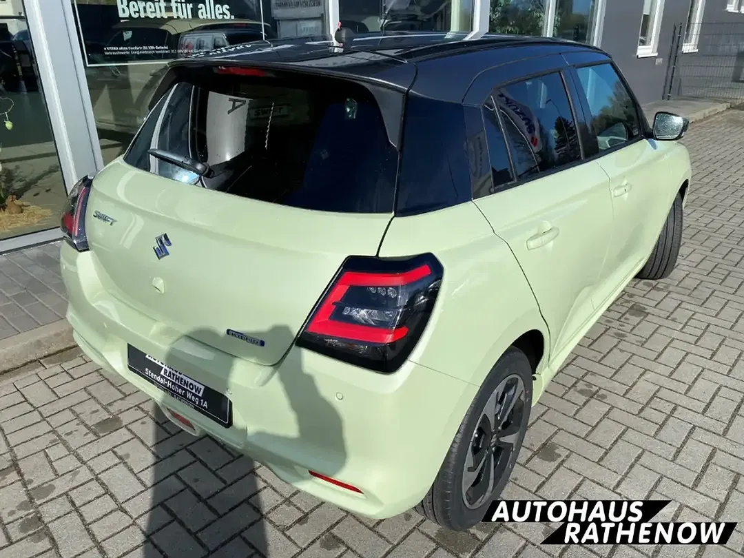 Suzuki Swift - Thumbnail 5