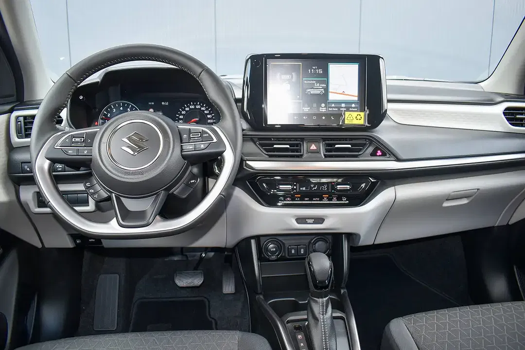 Suzuki Swift - Thumbnail 10