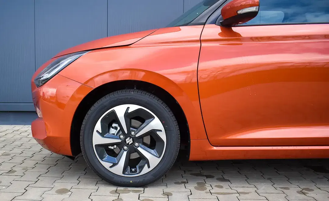 Suzuki Swift - Thumbnail 5