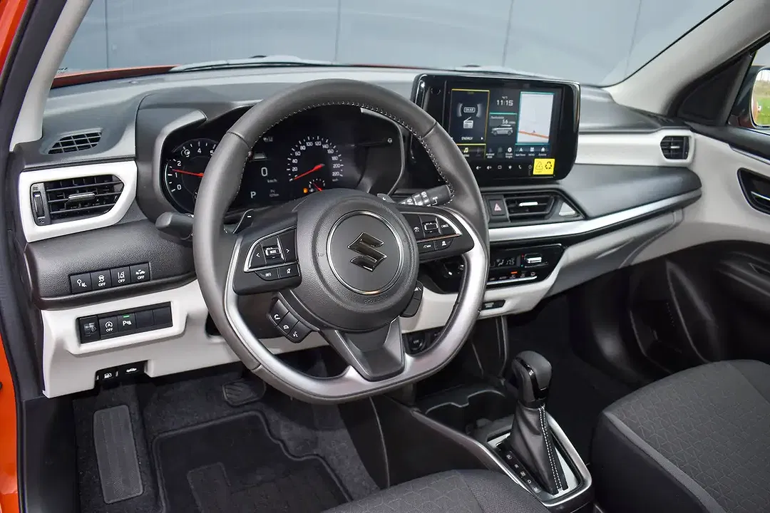 Suzuki Swift - Thumbnail 9