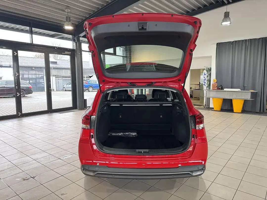 Hyundai i30 - Thumbnail 13