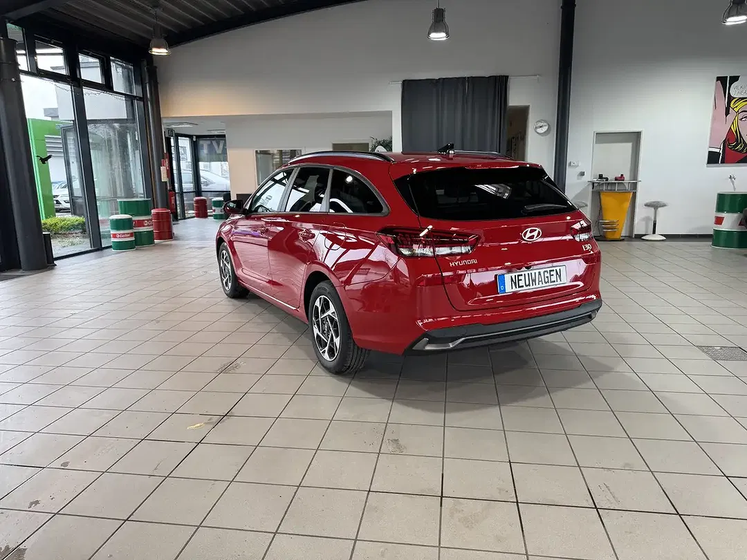 Hyundai i30 - Thumbnail 4