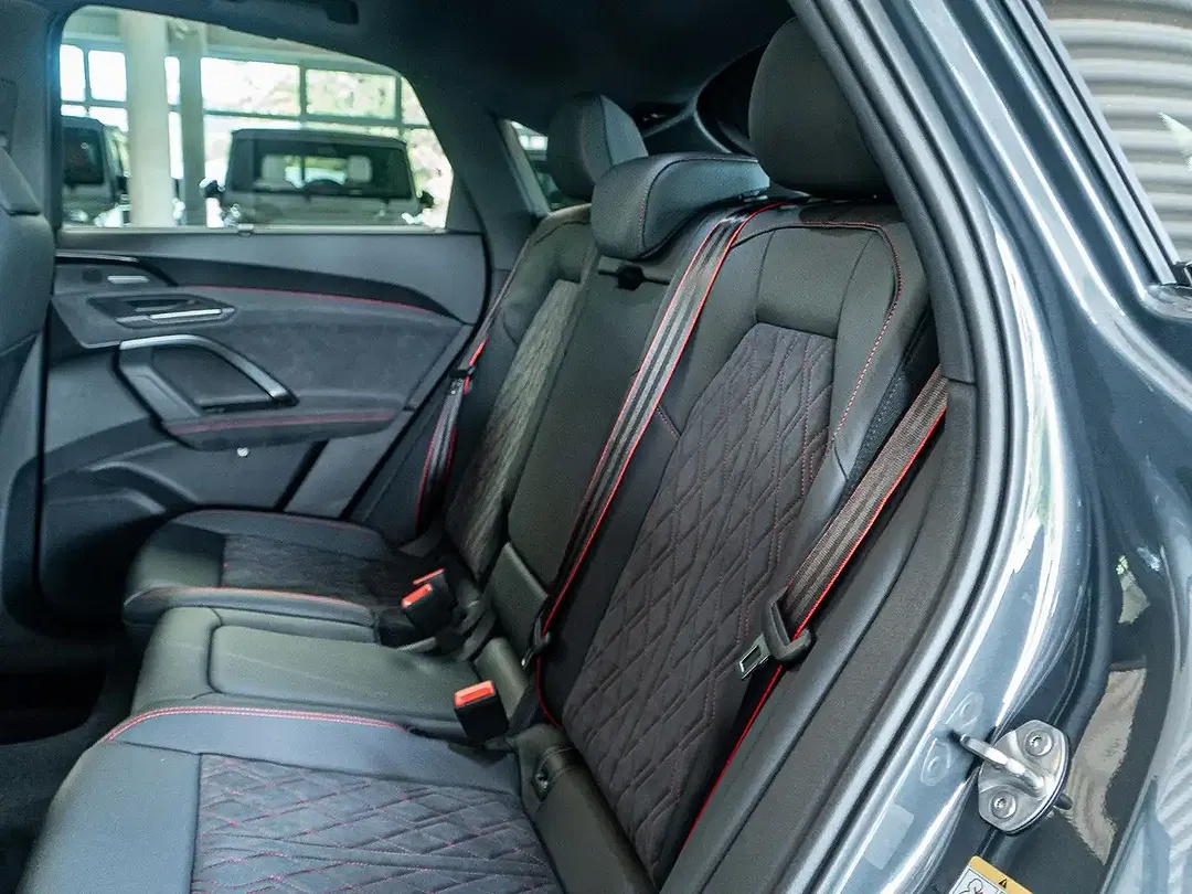 Audi Q5 - Thumbnail 14