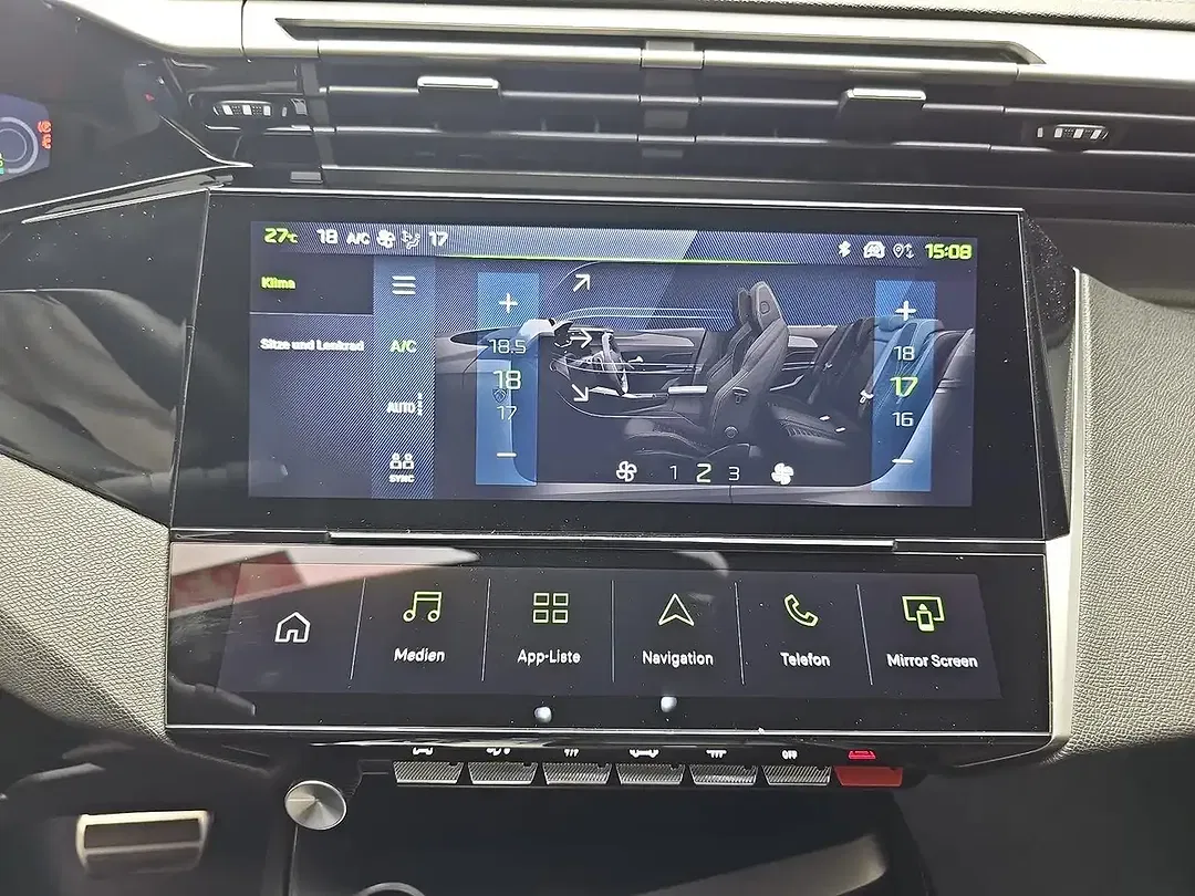 Peugeot 308 - Thumbnail 11