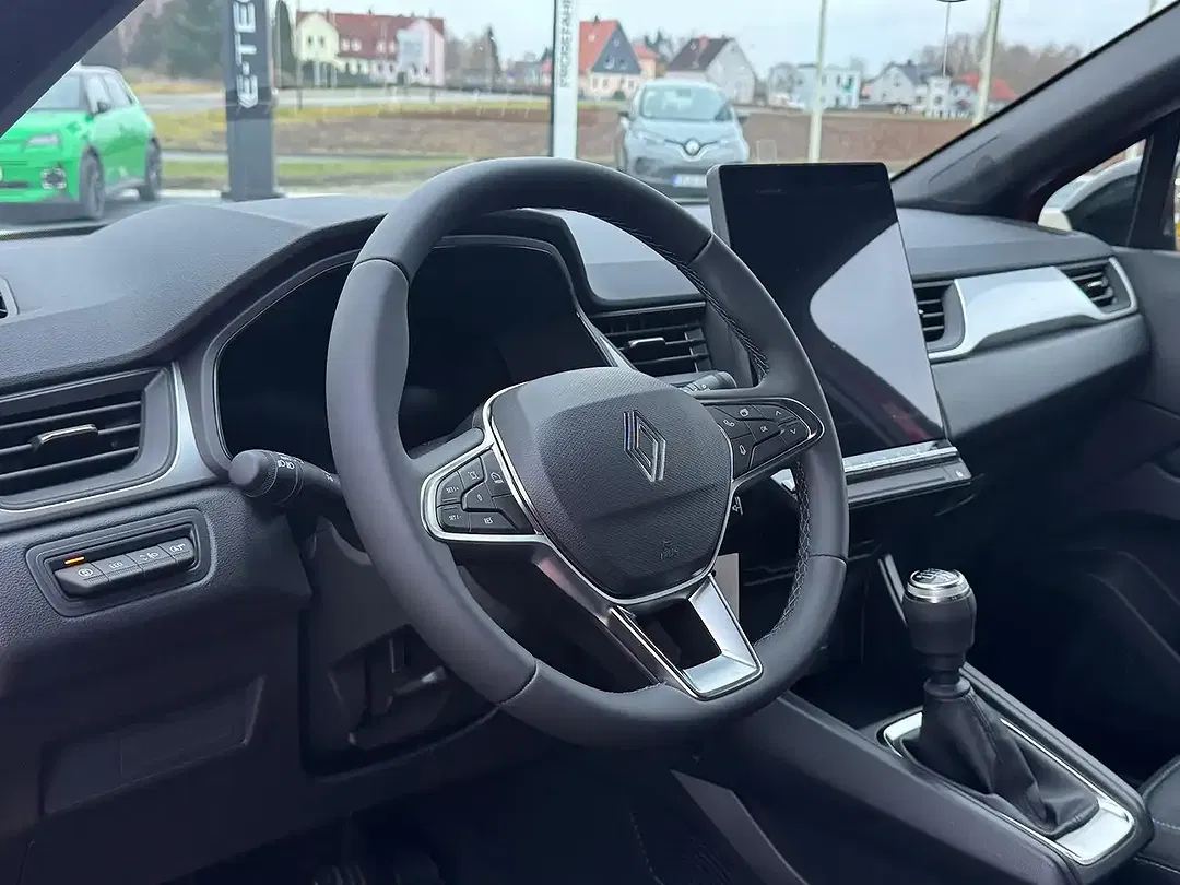 Renault Captur - Thumbnail 12
