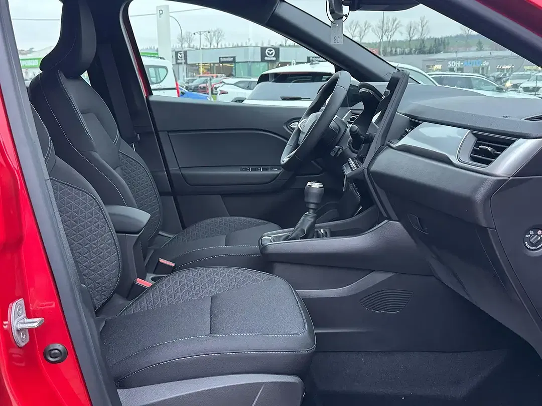 Renault Captur - Thumbnail 9