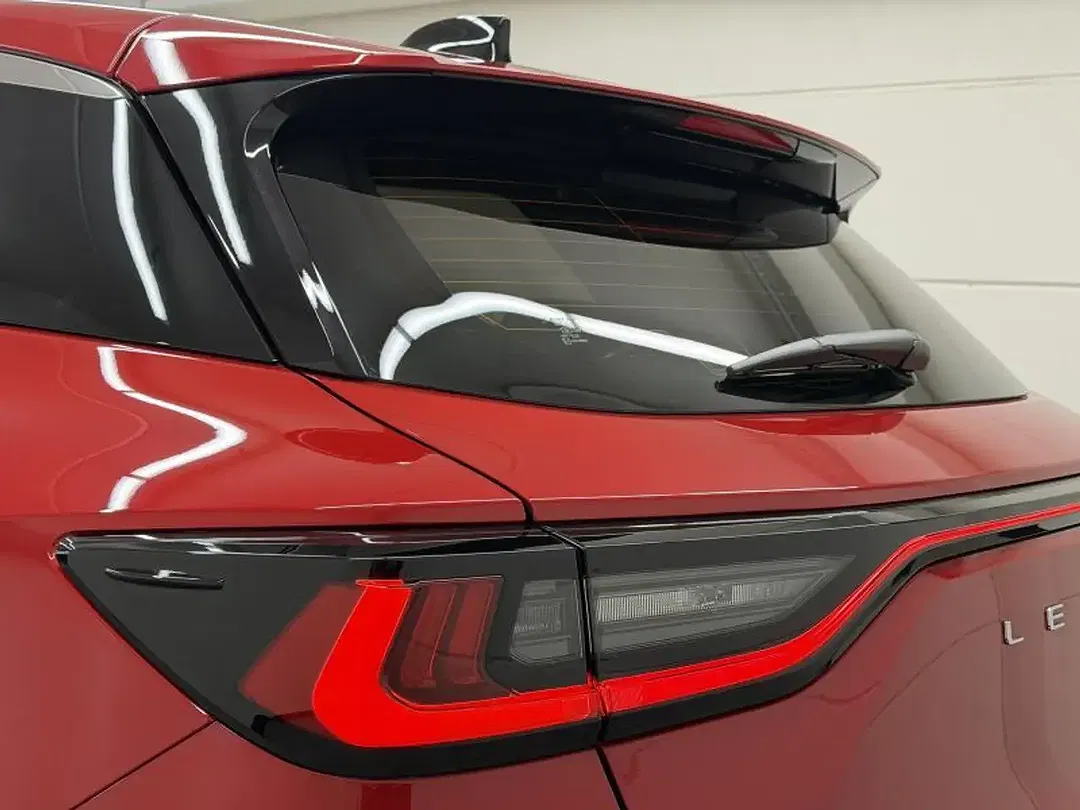 Lexus LBX - Thumbnail 6