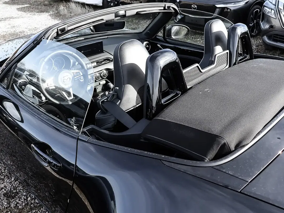 Mazda MX-5 - Thumbnail 15