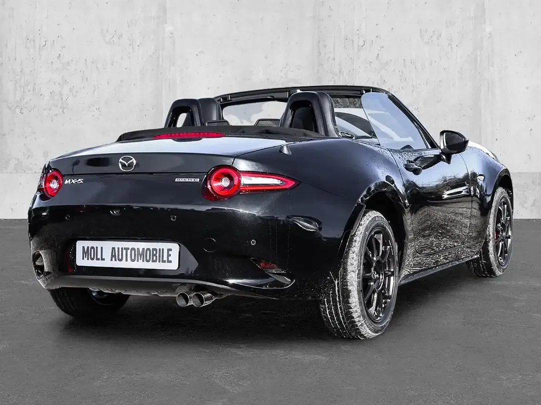 Mazda MX-5 - Thumbnail 2
