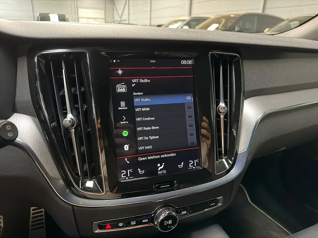 Volvo V60 - Thumbnail 10