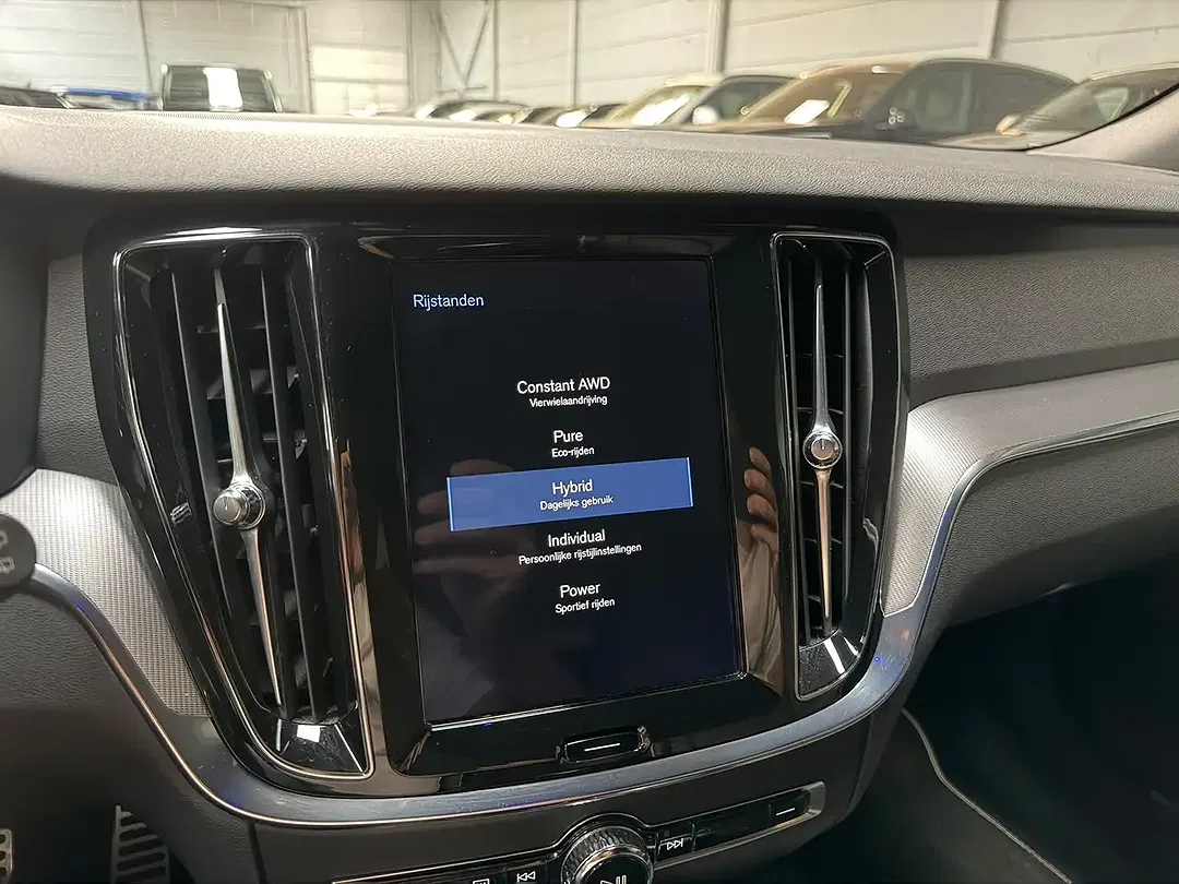 Volvo V60 - Thumbnail 12
