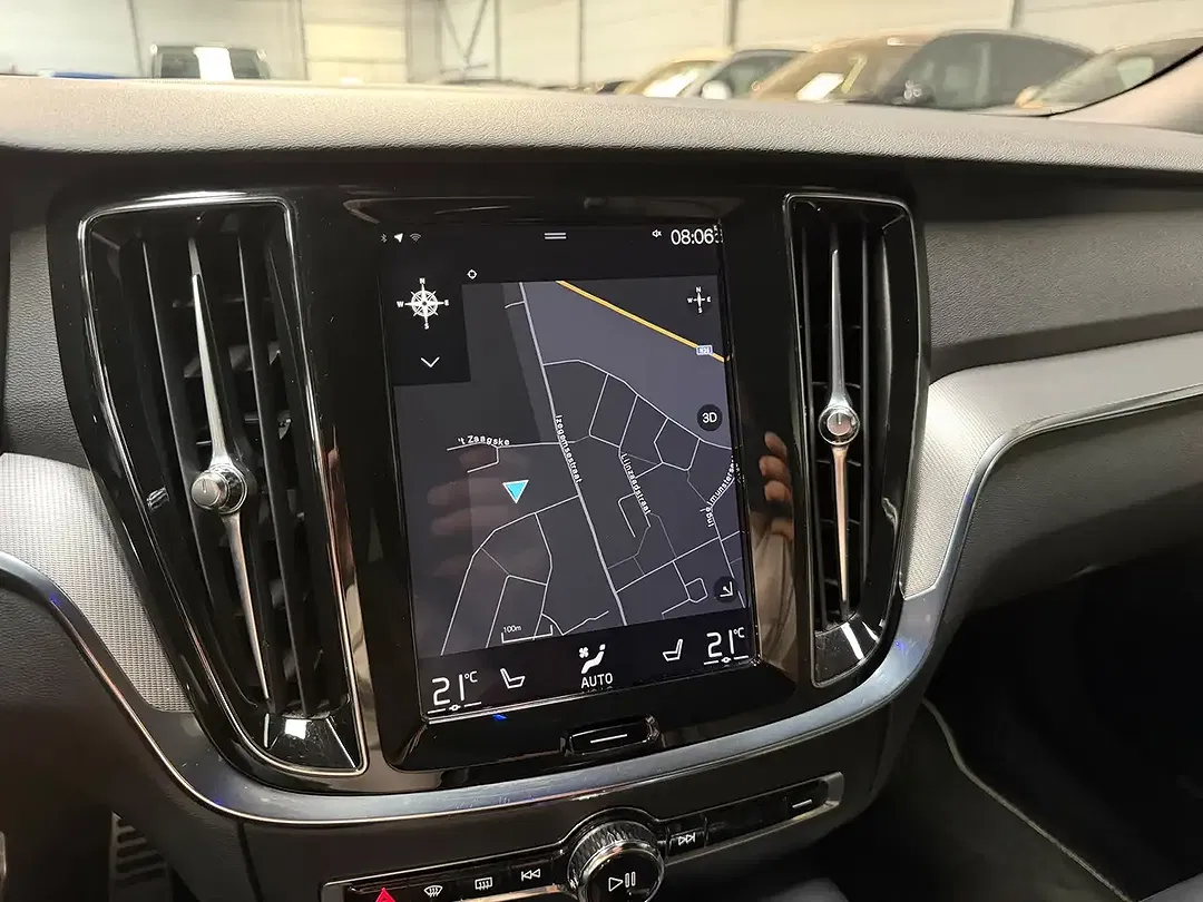 Volvo V60 - Thumbnail 9
