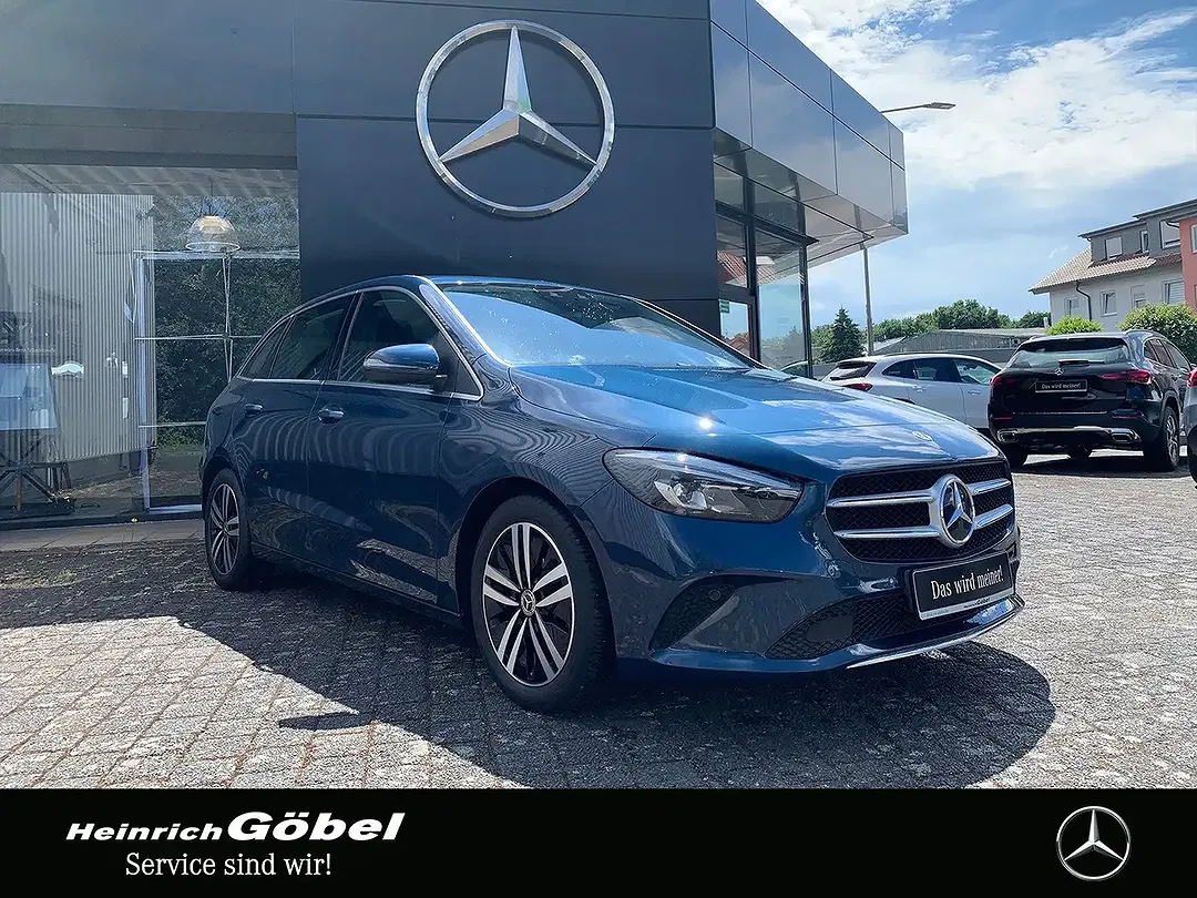 Mercedes-Benz B 180 - Thumbnail 3