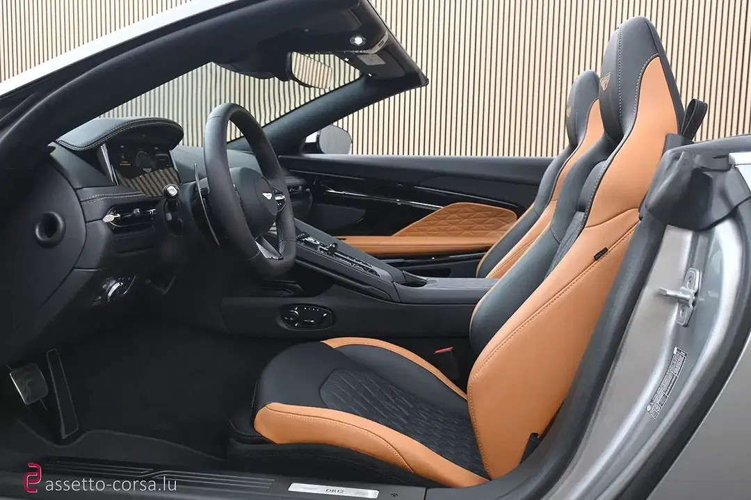 Aston Martin DB12 - Thumbnail 15