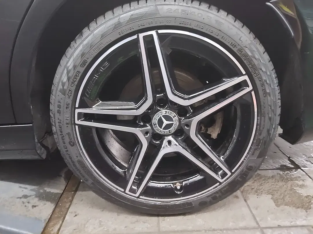 Mercedes-Benz C 300 - Thumbnail 10