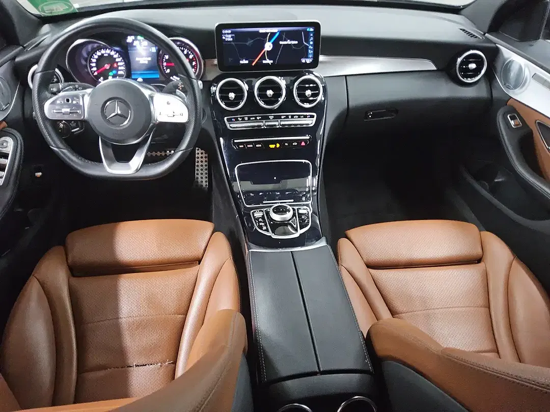 Mercedes-Benz C 300 - Thumbnail 5