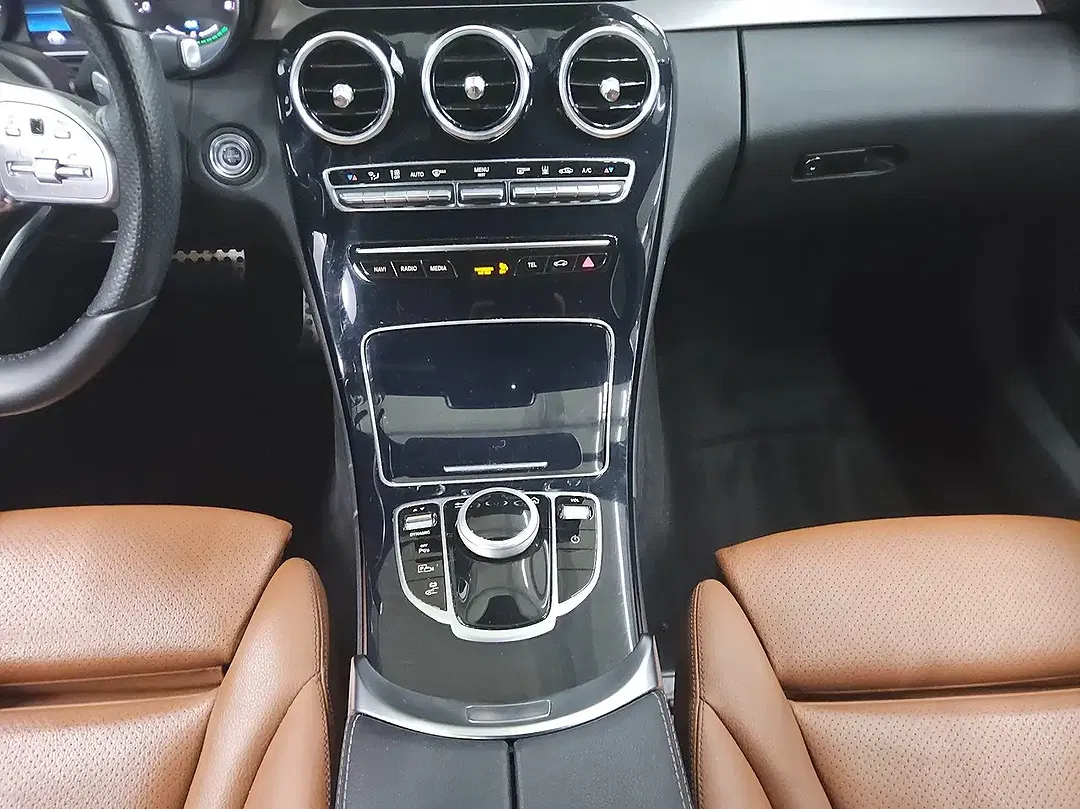 Mercedes-Benz C 300 - Thumbnail 6