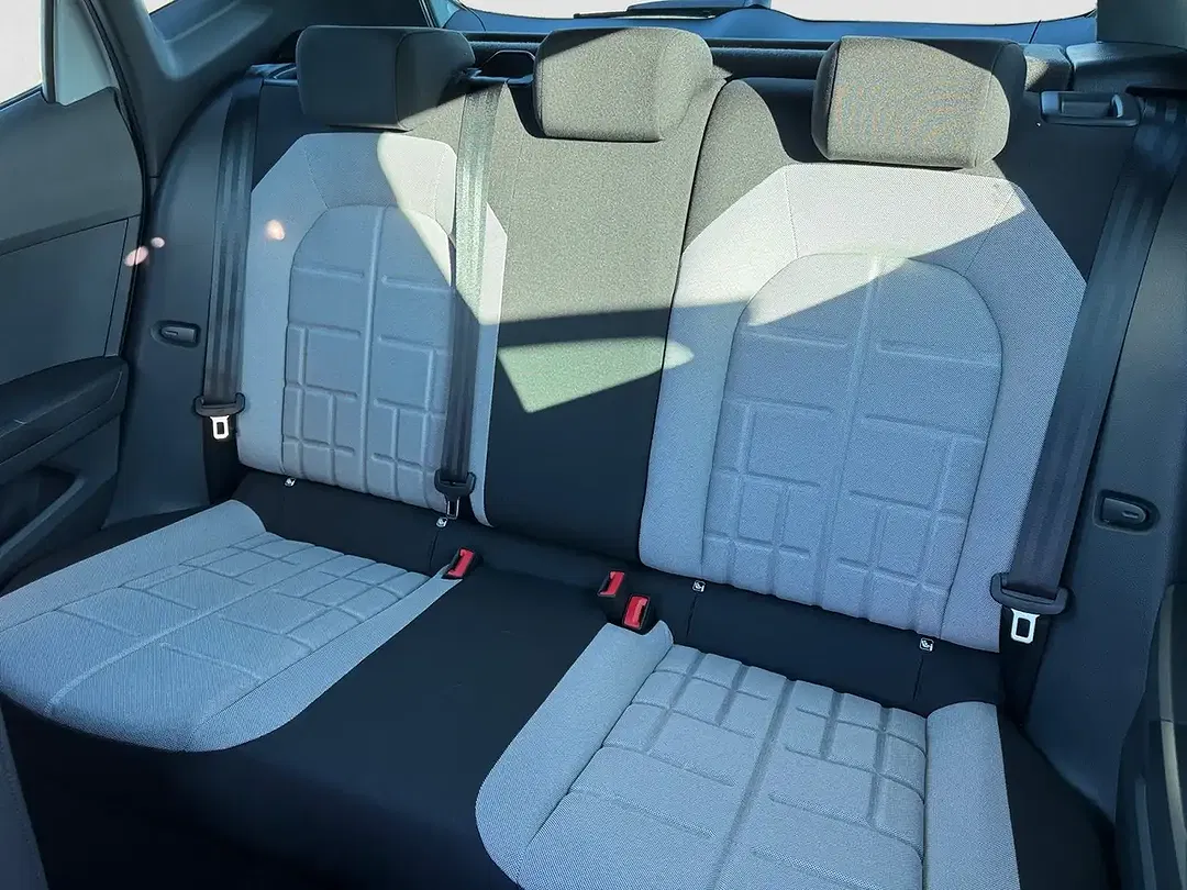 SEAT Arona - Thumbnail 9