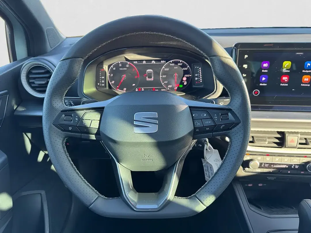 SEAT Arona - Thumbnail 13