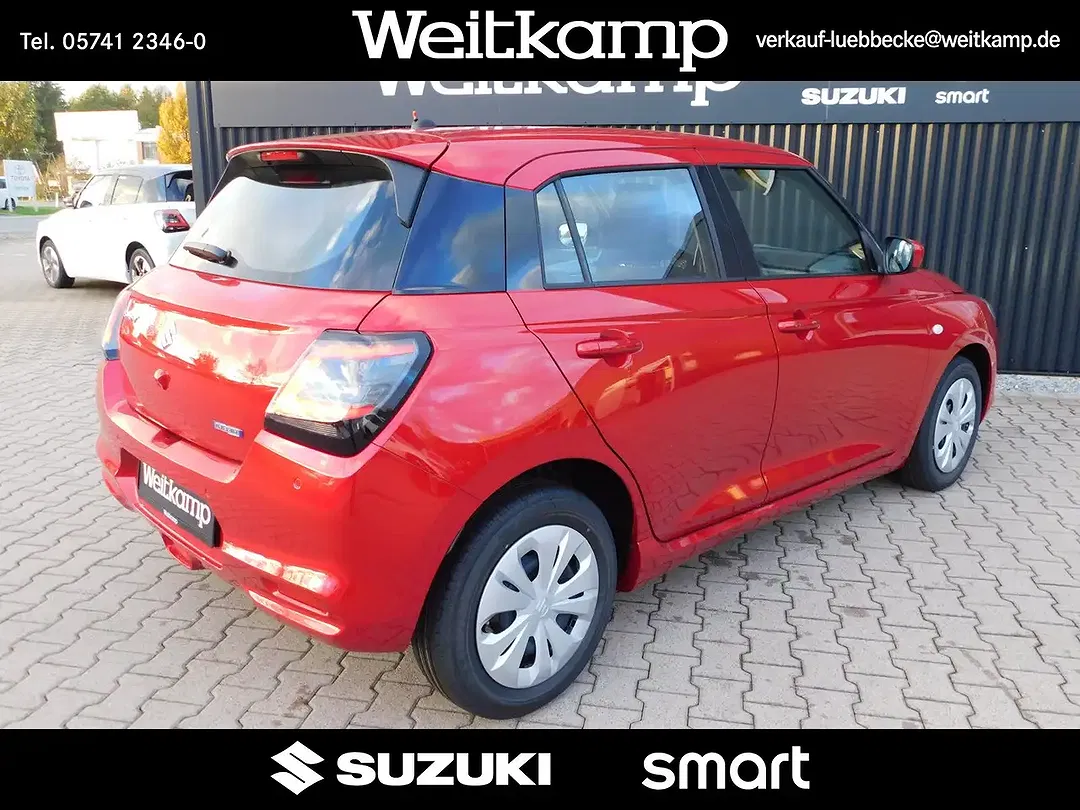 Suzuki Swift - Thumbnail 4