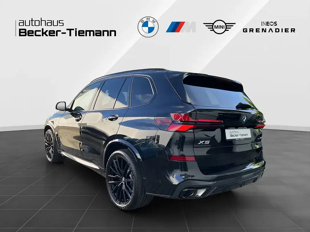 BMW X5 - Thumbnail 3