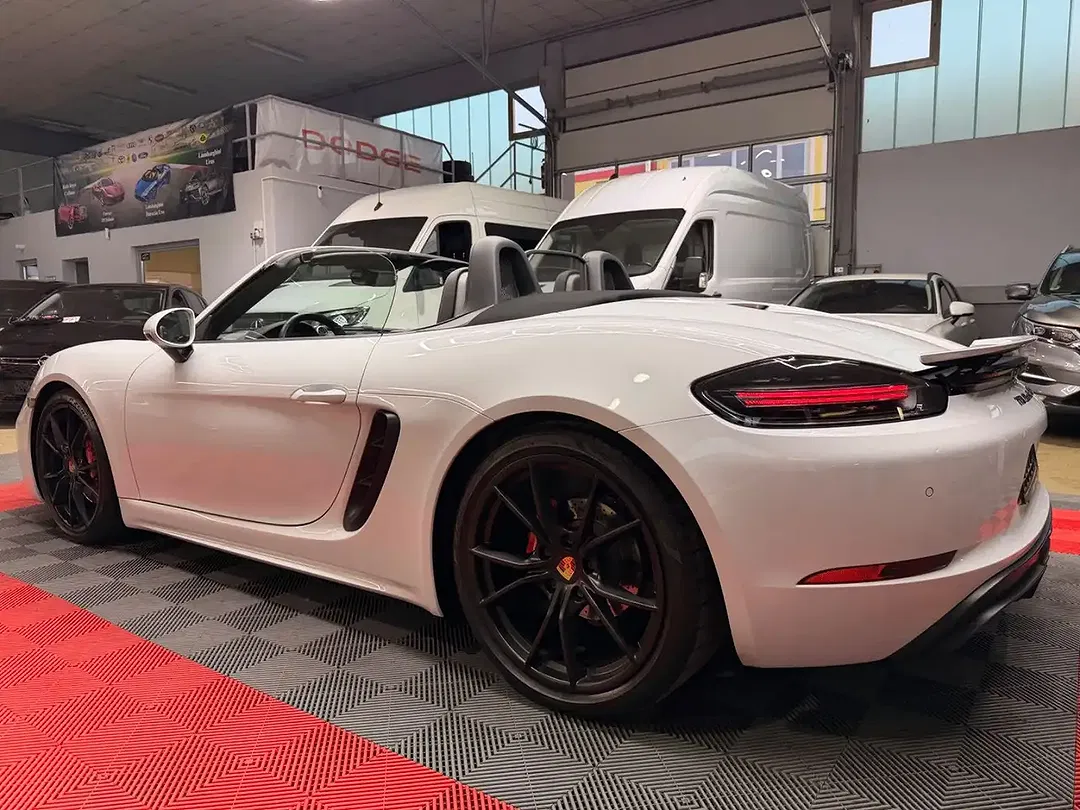 Porsche Boxster - Thumbnail 4