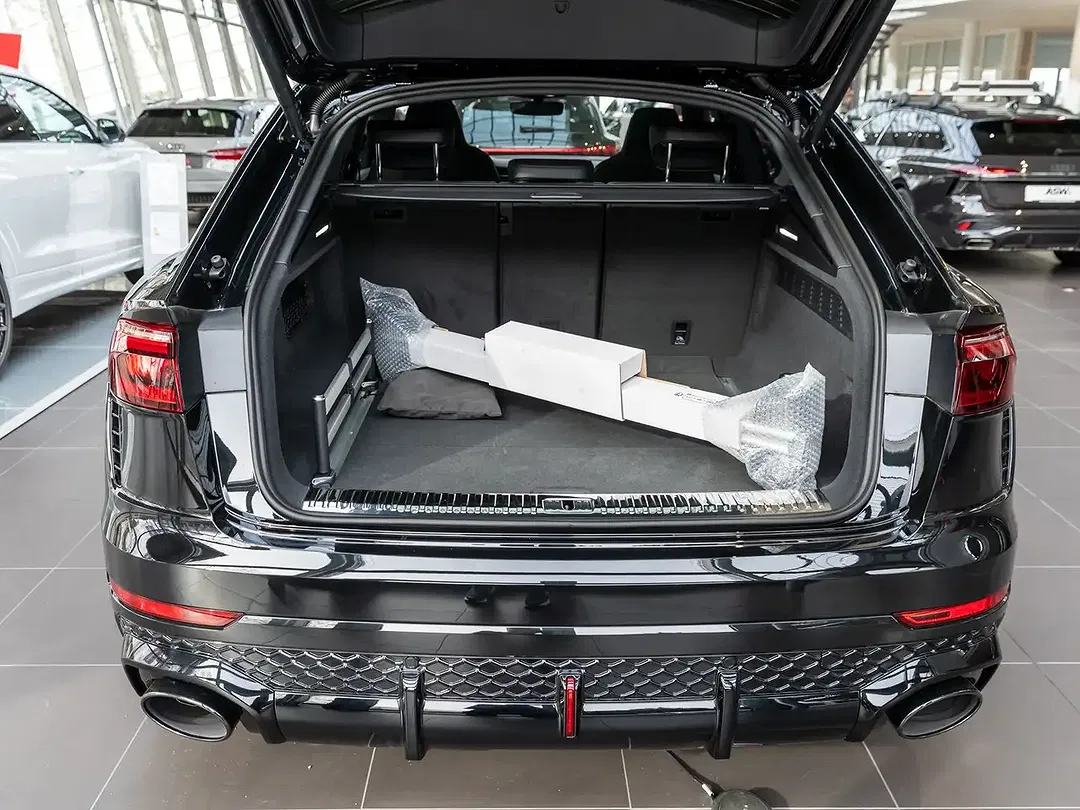 Audi RS Q8 - Thumbnail 7